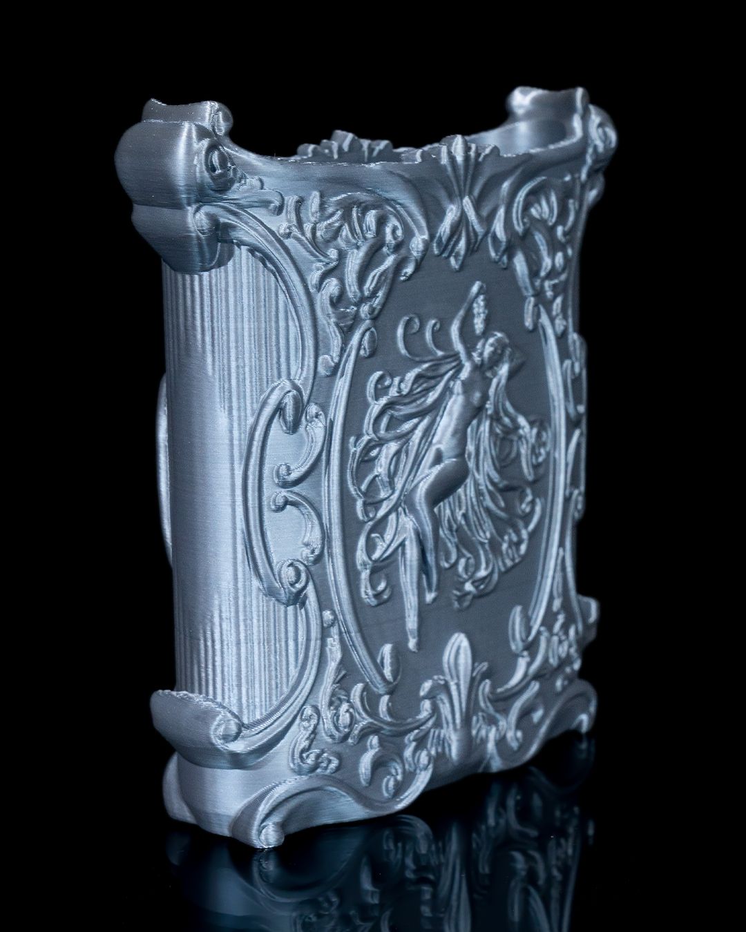 Classic Hip Flask Cover - Image 5