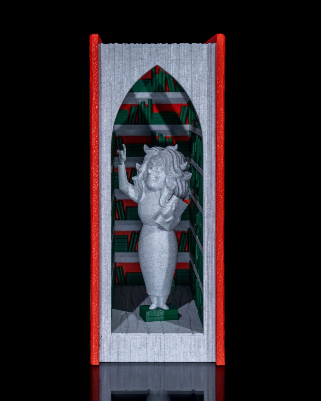 The Librarian Book Nook - Image 2