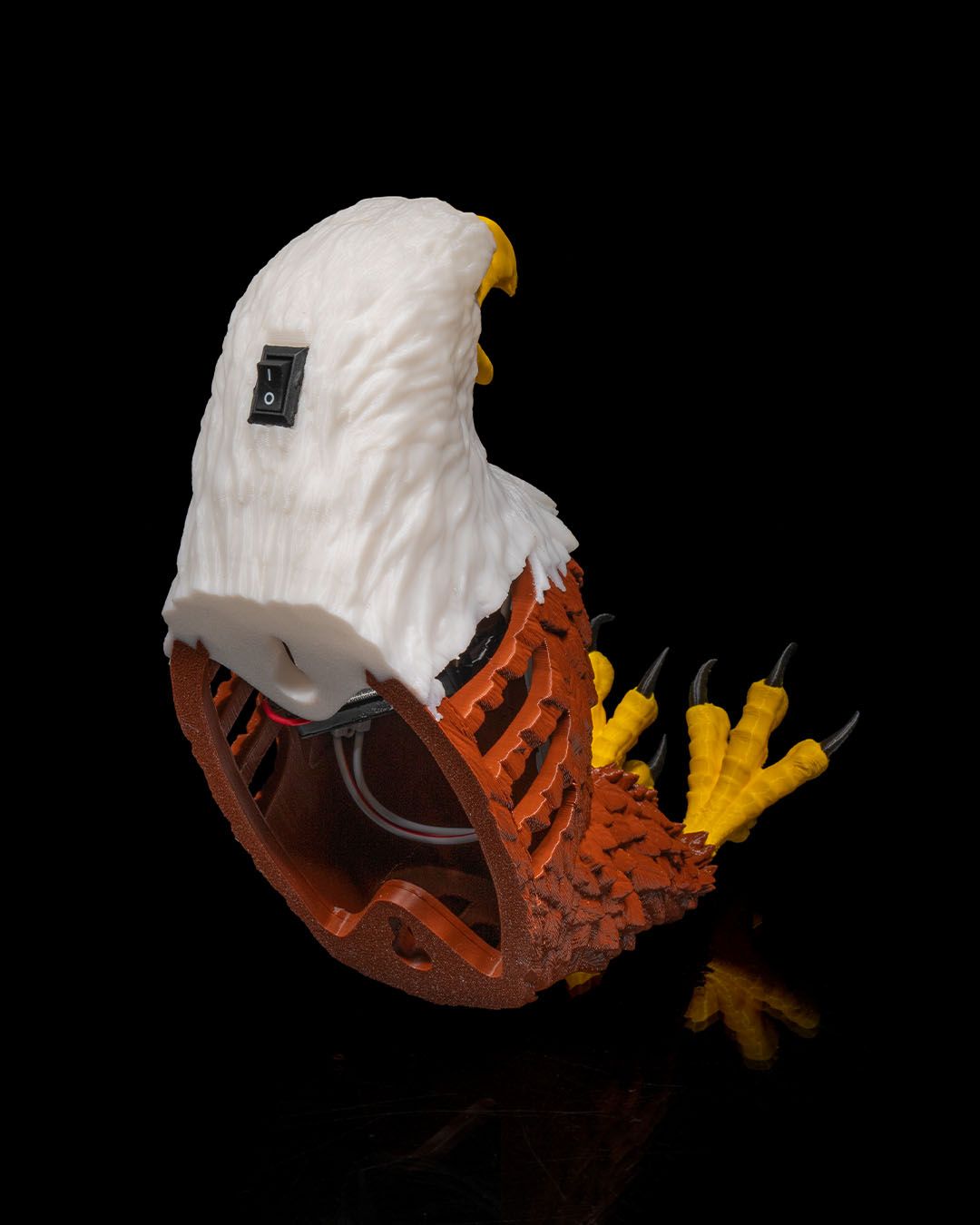 Realistic Eagle Wall Light - Image 5