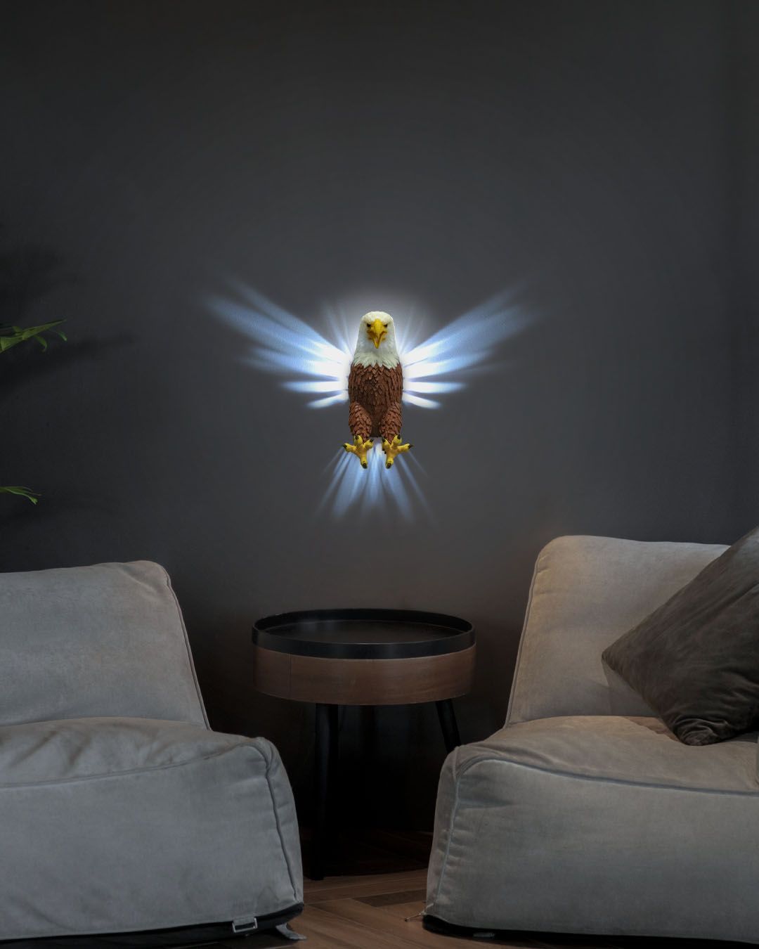 Realistic Eagle Wall Light - Image 7