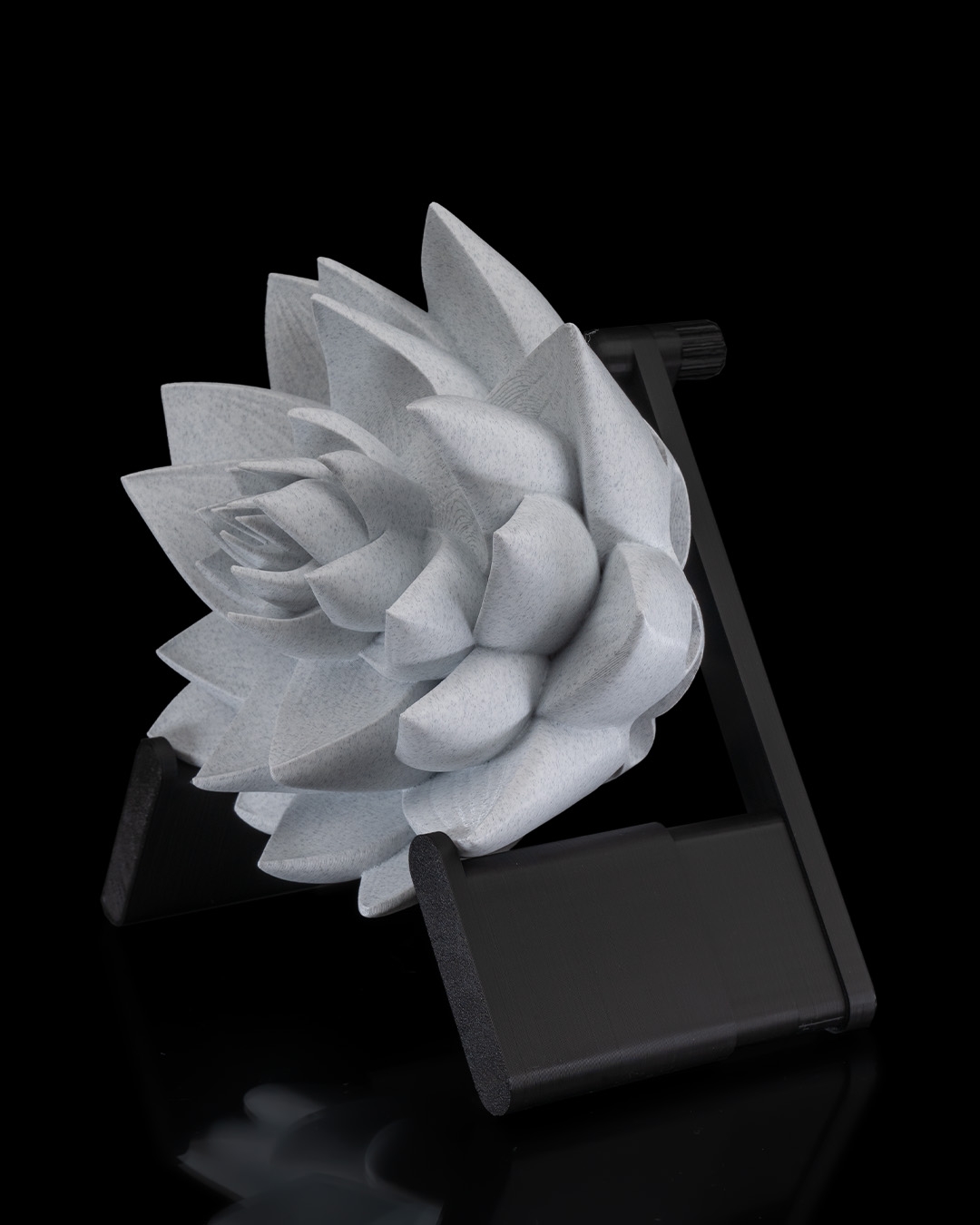 The Lotus Wall Light - Image 5