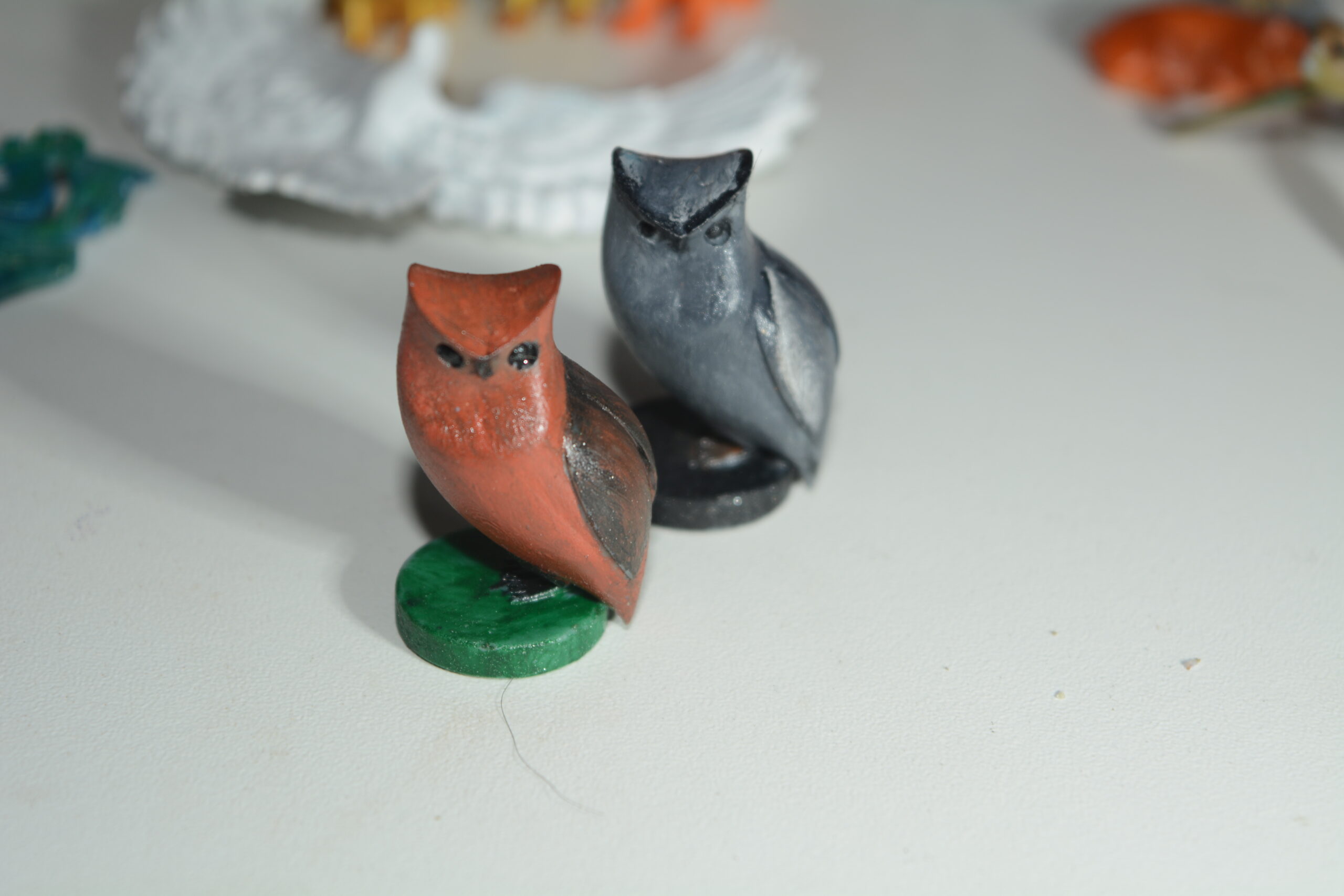 🌟 Dupla de Corujas Elegantes: Modernidade e Charme em Cada Detalhe! 🌟