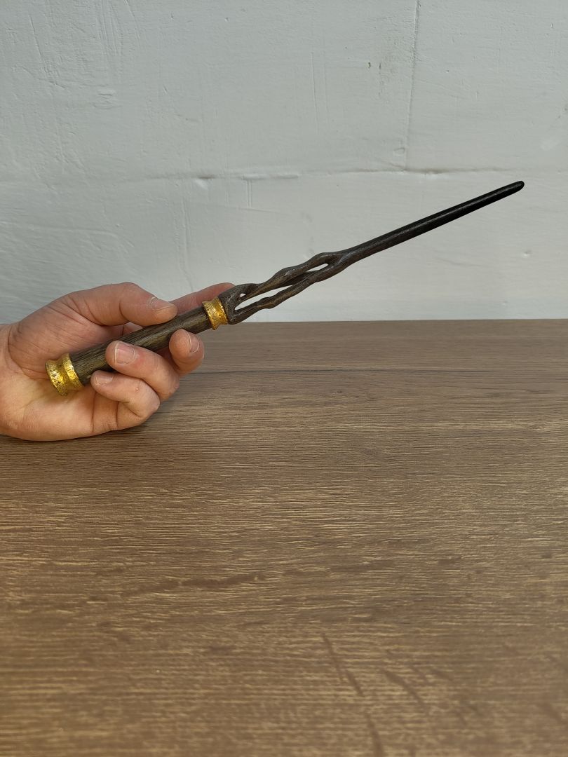 Zauberstab, Mooreiche und Blattgold - Image 5