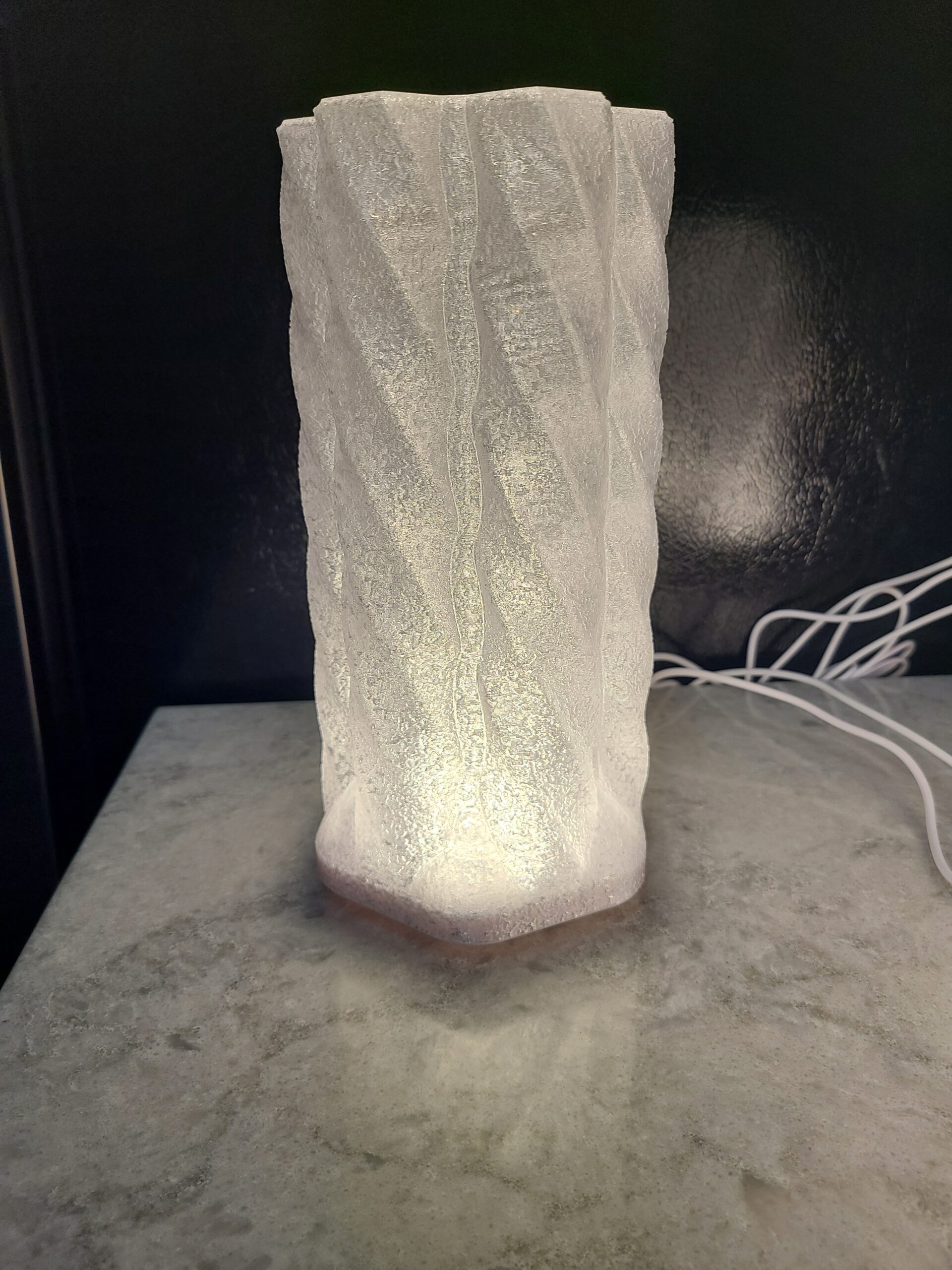 Hexagon Twisting LED Lamp - Image 2