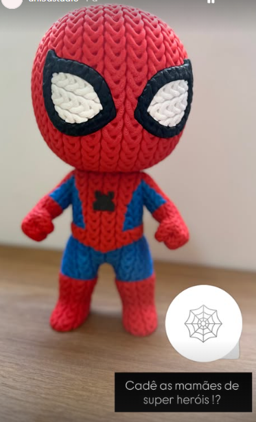 Homem Aranha Versão Crochê - 22 cm - Image 3